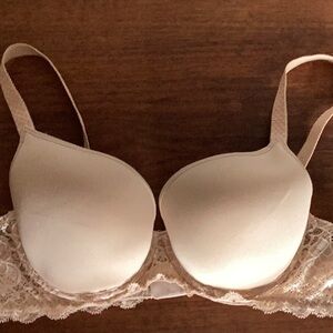 SIMONE PERELE BRA, DESIGNED IN PARIS & MADE IN MOROCCO